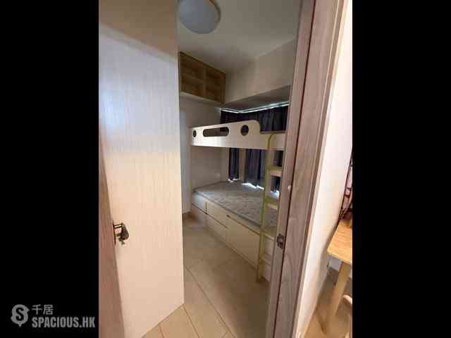 Causeway Bay - Hoi Hing Building 06