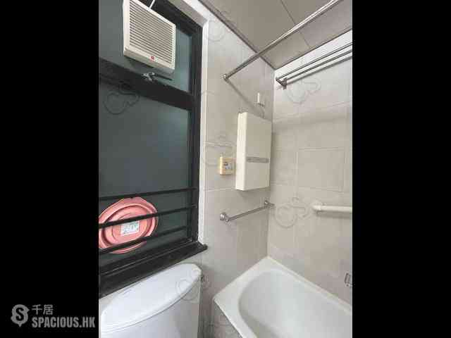 Quarry Bay - Royal Terrace 03