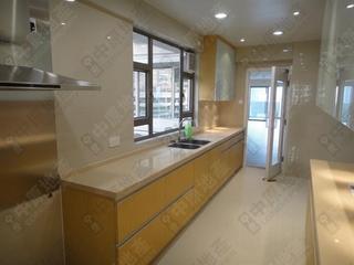 Pok Fu Lam - Baguio Villa 12