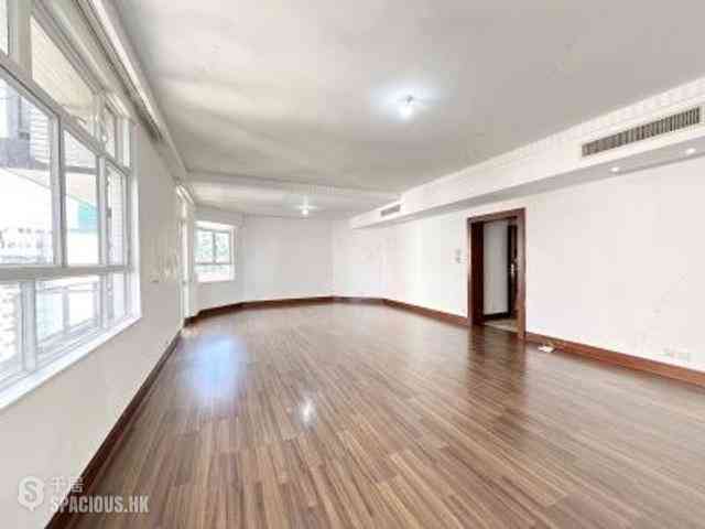 Mid Levels Central - Tregunter Block 2 03