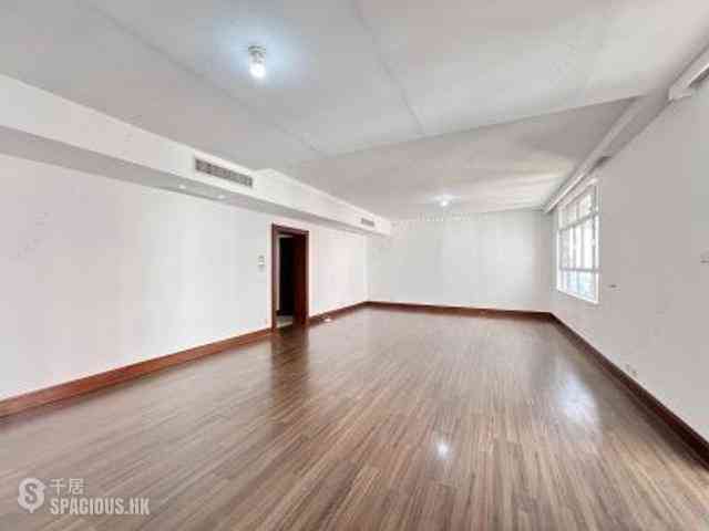 Mid Levels Central - Tregunter Block 2 04