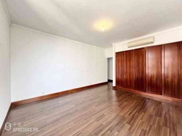 Mid Levels Central - Tregunter Block 2 06