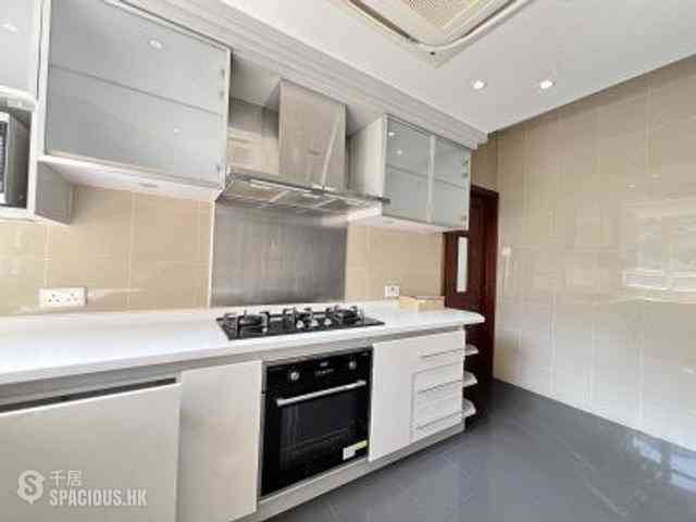 Mid Levels Central - Tregunter Block 2 14