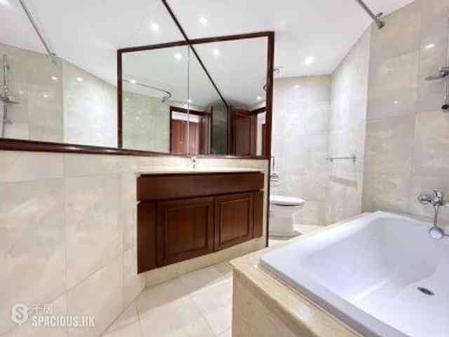 Mid Levels Central - Tregunter Block 2 16