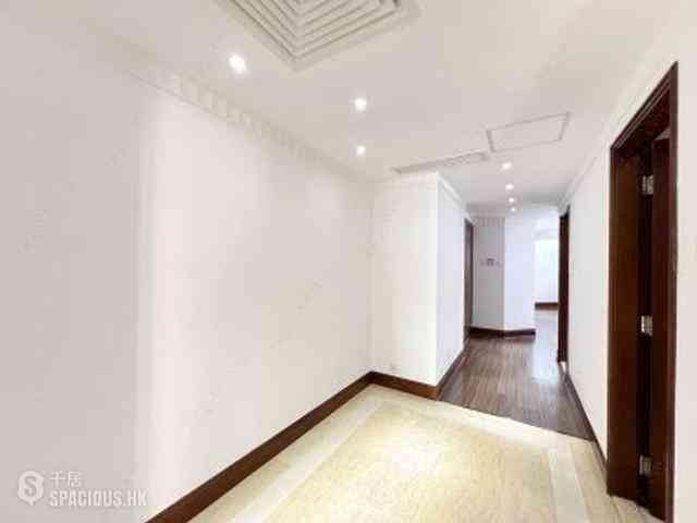 Mid Levels Central - Tregunter Block 2 20