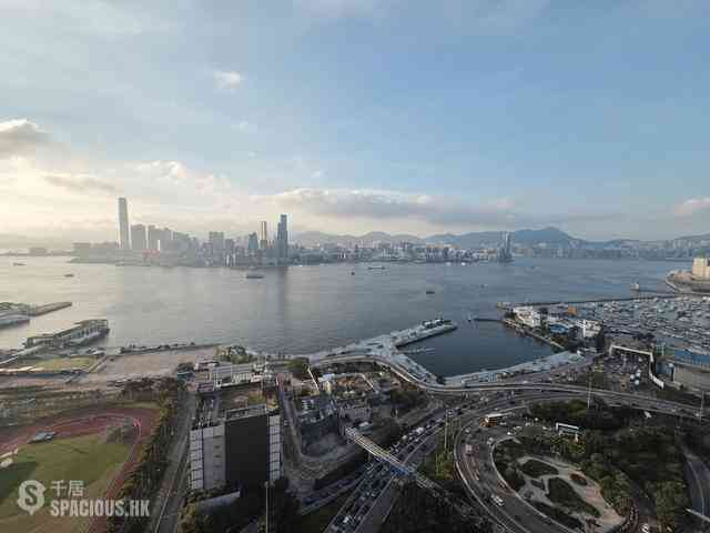 Wan Chai - The Gloucester 04
