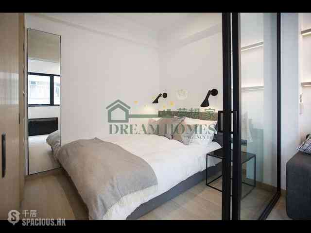 Sheung Wan - 379, Queen's Road Central 02