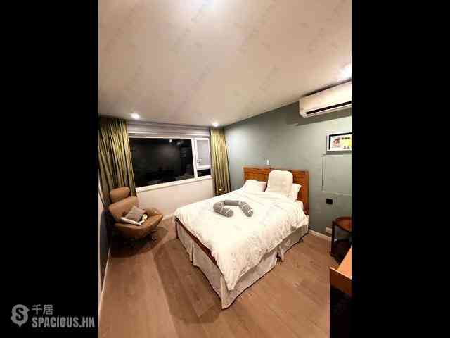 Pok Fu Lam - Baguio Villa Block 21 06