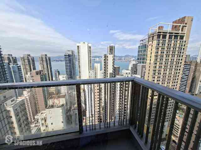 Sai Ying Pun - Island Crest 01