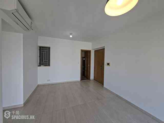 Sai Ying Pun - Island Crest 05