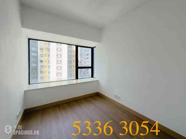 Mid Levels Central - 62B, Robinson Road 09