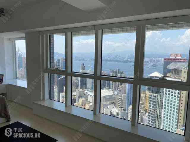 Soho - Centrestage 22