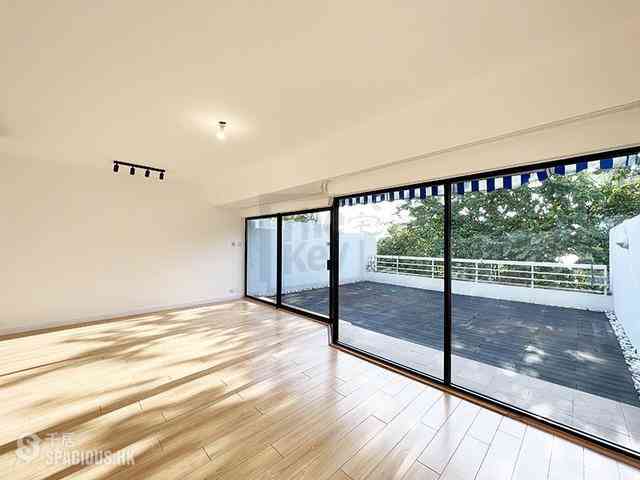 Repulse Bay - Burnside Estate 01