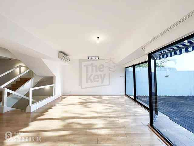 Repulse Bay - Burnside Estate 03