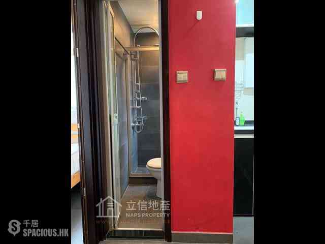 Soho - Chung Hing Court 04