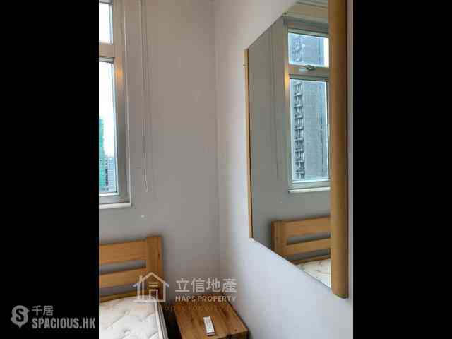 Soho - Chung Hing Court 07
