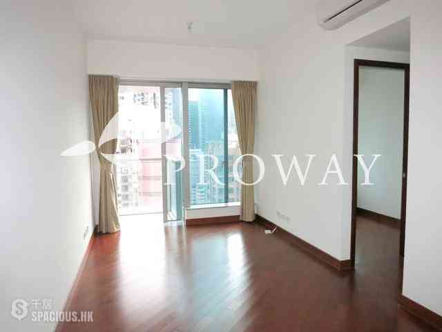 Wan Chai - The Avenue 01