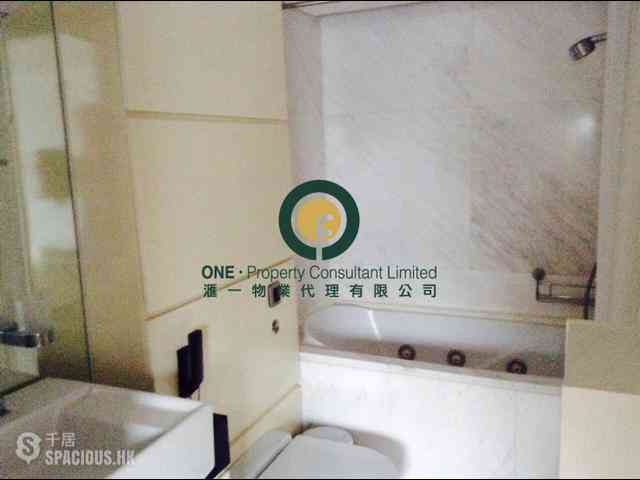 Soho - Centrestage 03