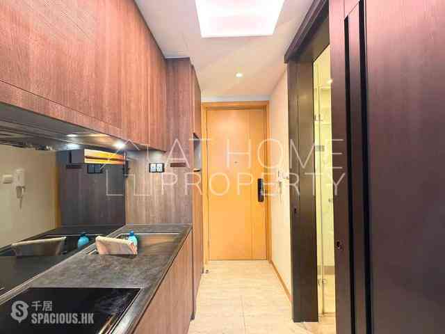 Shek Tong Tsui - Novum West 06