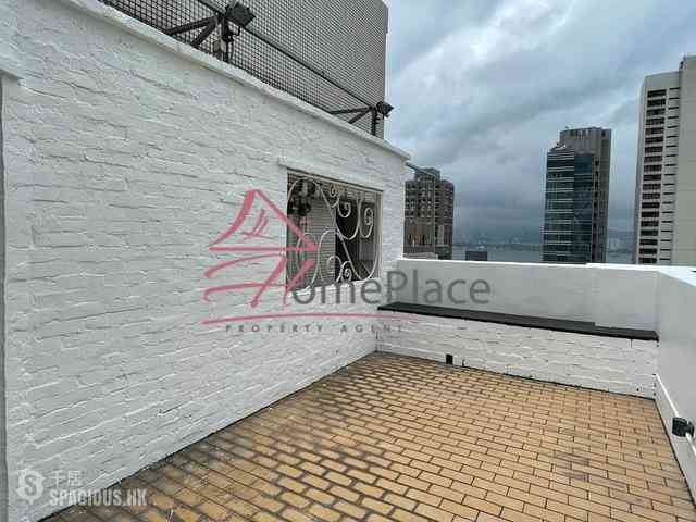 Sai Ying Pun - Fung King Court 02