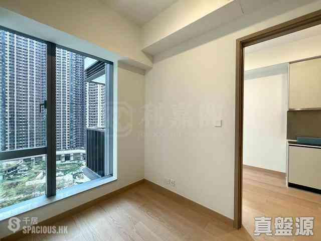 Lohas Park - Lohas Park Phase 12A Seasons Place 06