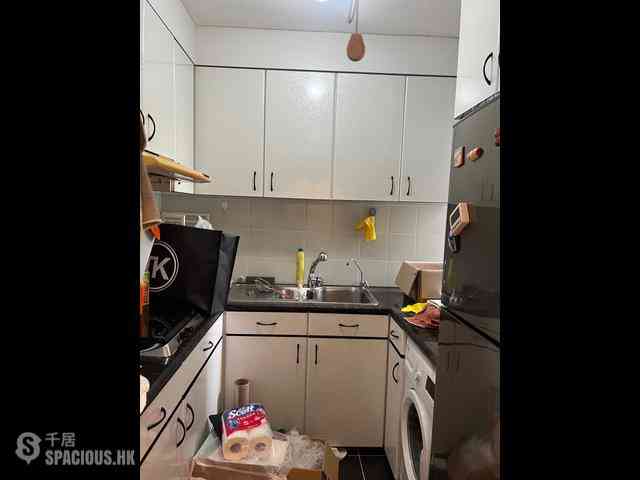 Sai Wan Ho - Lei King Wan Sites C Block 10 Yee Qun Mansion 07