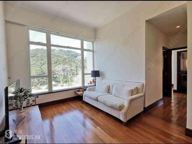 The Peak - The Mount Austin Block 5 01