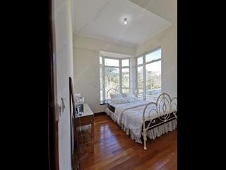 The Peak - The Mount Austin Block 5 02