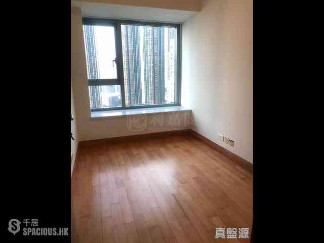 West Kowloon - The Harbourside Block 2 03