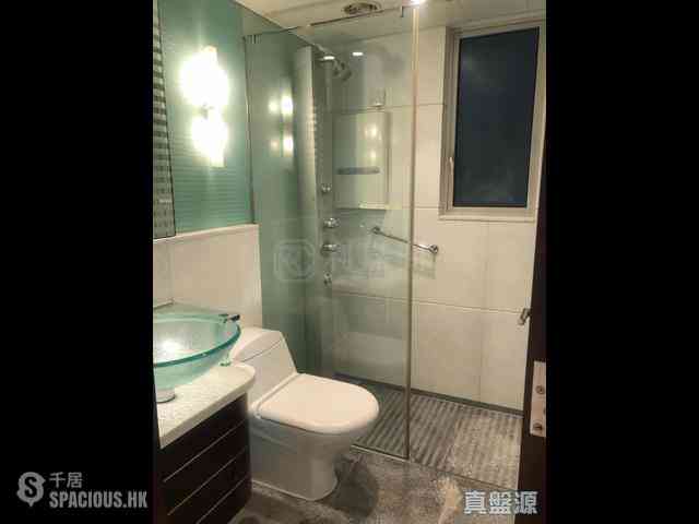 West Kowloon - The Harbourside Block 2 07