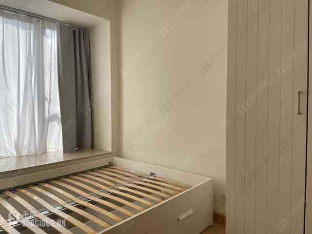 Sai Ying Pun - Island Crest Block 2 09