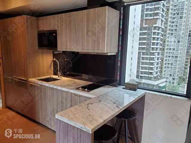 Mid Levels Central - Gramercy 08
