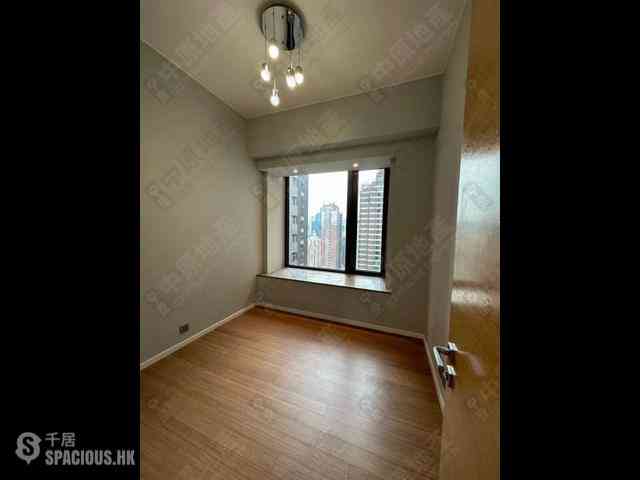 Mid Levels Central - Arezzo 10