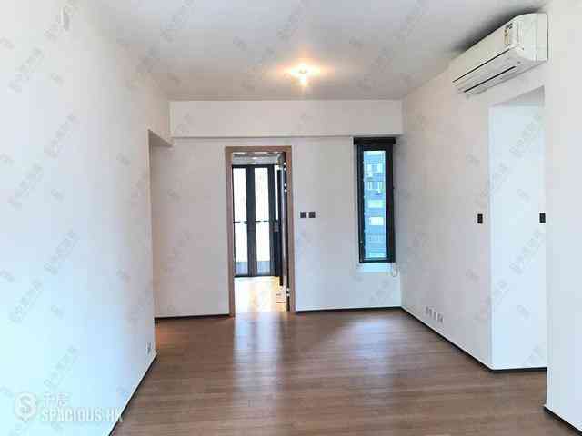 Mid Levels Central - Arezzo 03