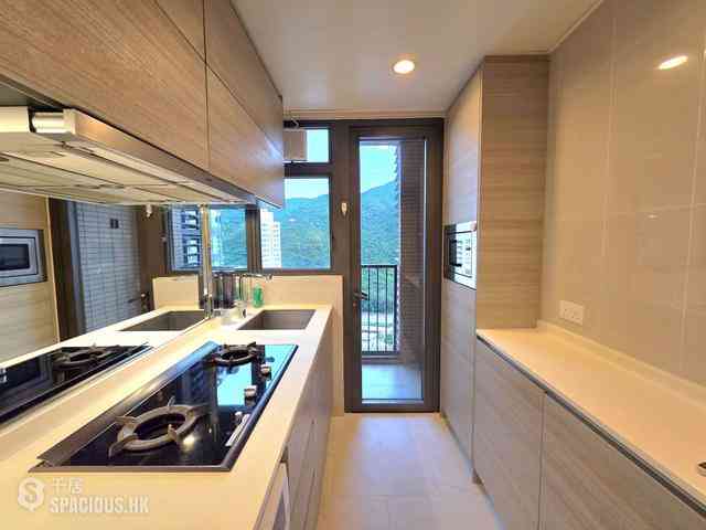 Tung Chung - The Visionary Tower 1 04