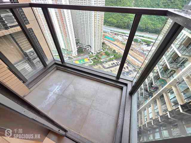 Tung Chung - The Visionary Tower 1 09