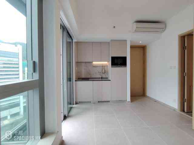 Sai Ying Pun - No.8 Hing Hon Road (Resiglow-Bonham) 05