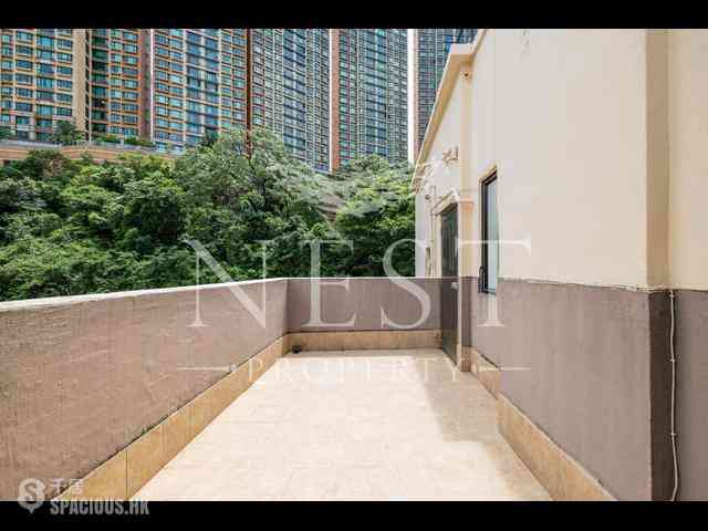 Happy Valley - Garwin Court 07