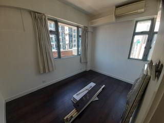 Sai Ying Pun - Kingsfield Tower Block B 02