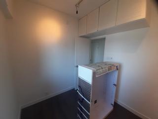 Sai Ying Pun - Kingsfield Tower Block B 04