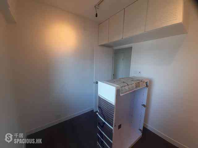 Sai Ying Pun - Kingsfield Tower Block B 04