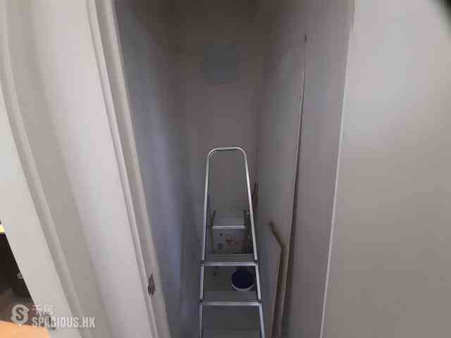 Sai Ying Pun - Kingsfield Tower Block B 06