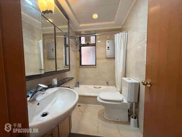 Shek Tong Tsui - The Belcher's Phase 2 Block 6 04