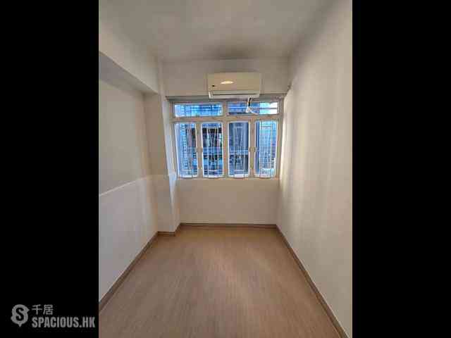 Tsim Sha Tsui - Hang Wan Building 05