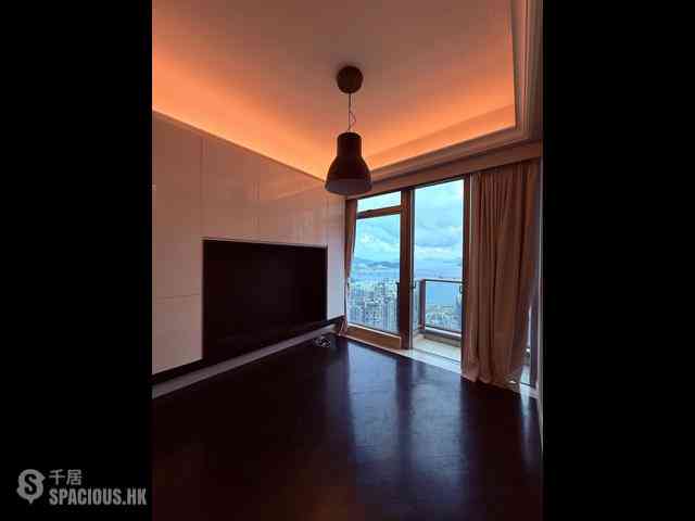 Tseung Kwan O - The Wings 07