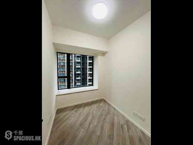 North Point - Fleur Pavilia Tower 2 06