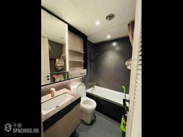 North Point - Fleur Pavilia Tower 2 07