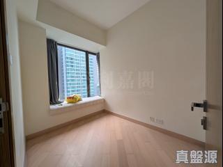 Causeway Bay - Park Haven 02