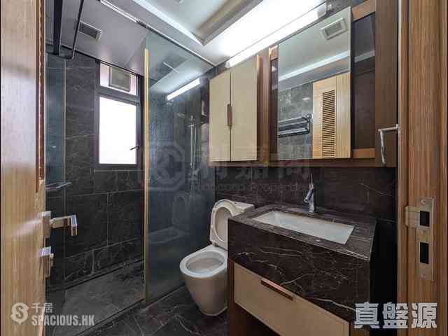 Causeway Bay - Park Haven 04