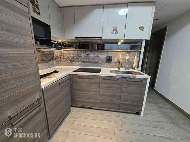 Tseung Kwan O - The Wings Ocean Wings Block 5 04
